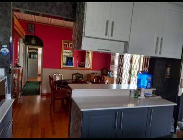 3 BEDROOM HOUSE FOR SALE IN BLUFF